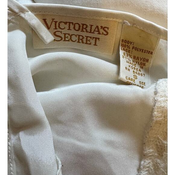 Vintage Victoria's Secret Gold Label Lace Silk Negligee Lingerie Size S - Picture 4 of 4
